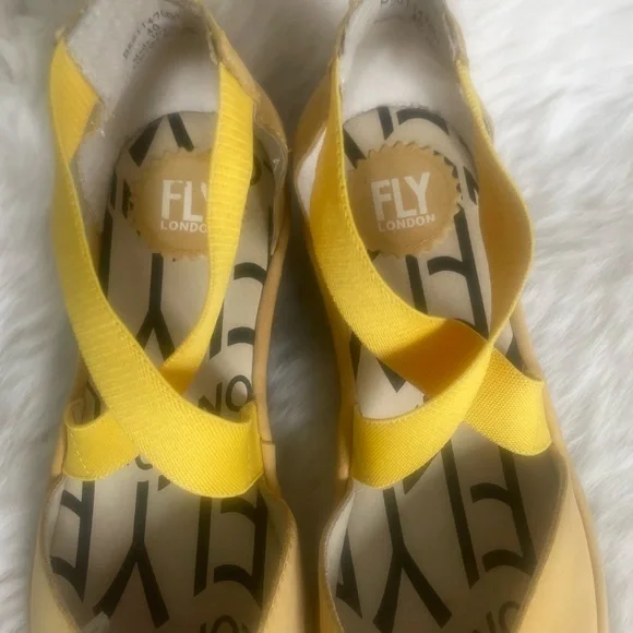 Fly London Women's Yellow Cross-Strap Shoes Size 40 - Picture 3 of 8